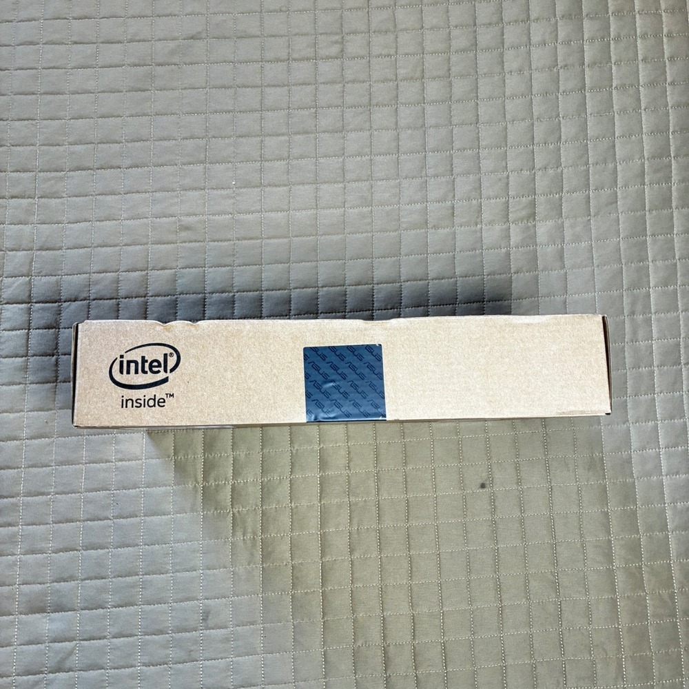 ASUS Chromebox 3 N017U Mini PC Intel Celeron 3865U 8GB RAM 32GB SSD ChromeOS New - Picture 12 of 12
